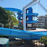 Benalbeach Playa 公寓 *