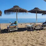 Benalbeach Playa * 贝纳尔马德纳